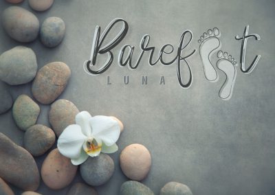 Barefoot Luna